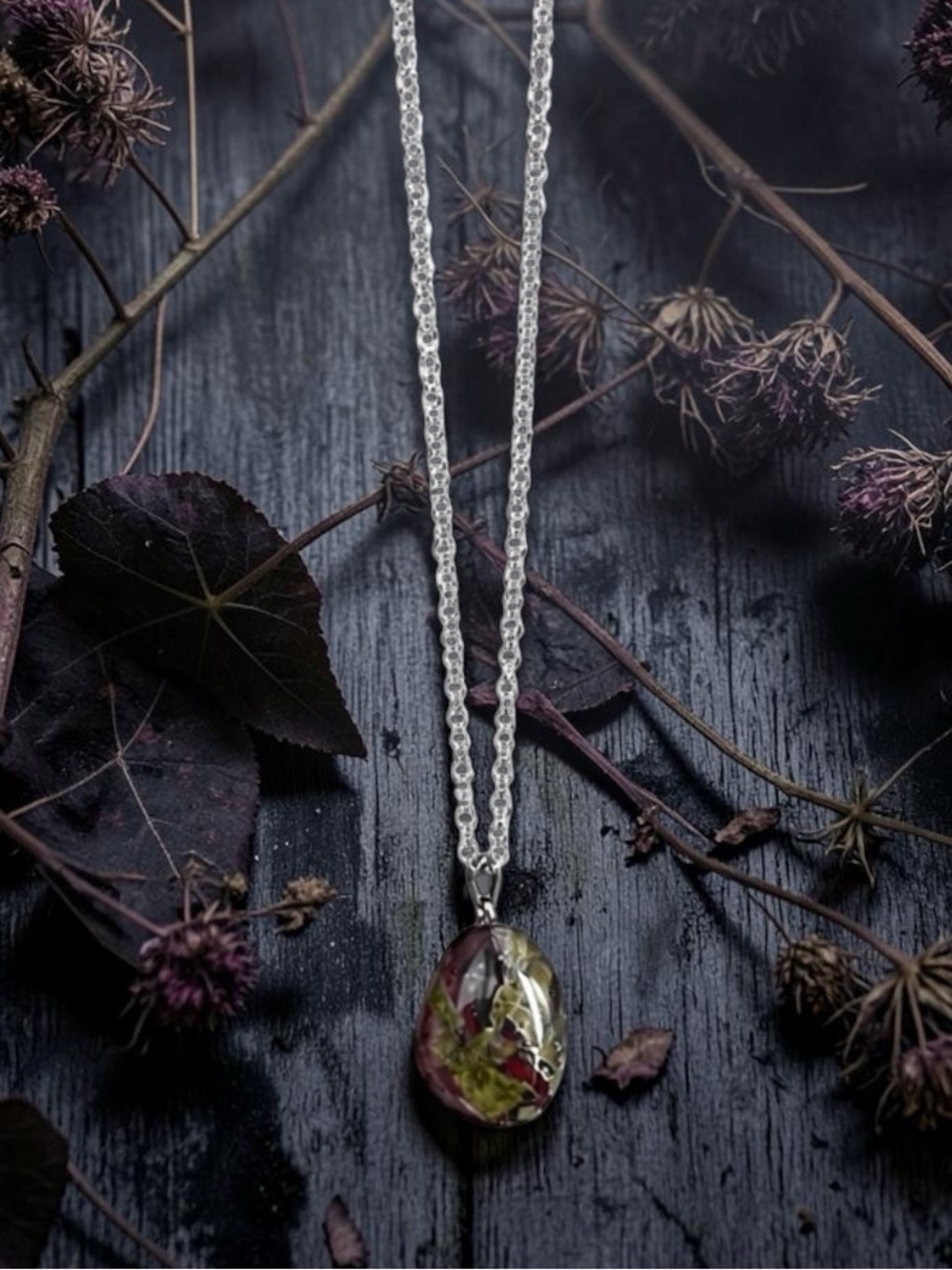 DRAGON BLOODSTONE polished natural stone pendant with silver chain NEW
